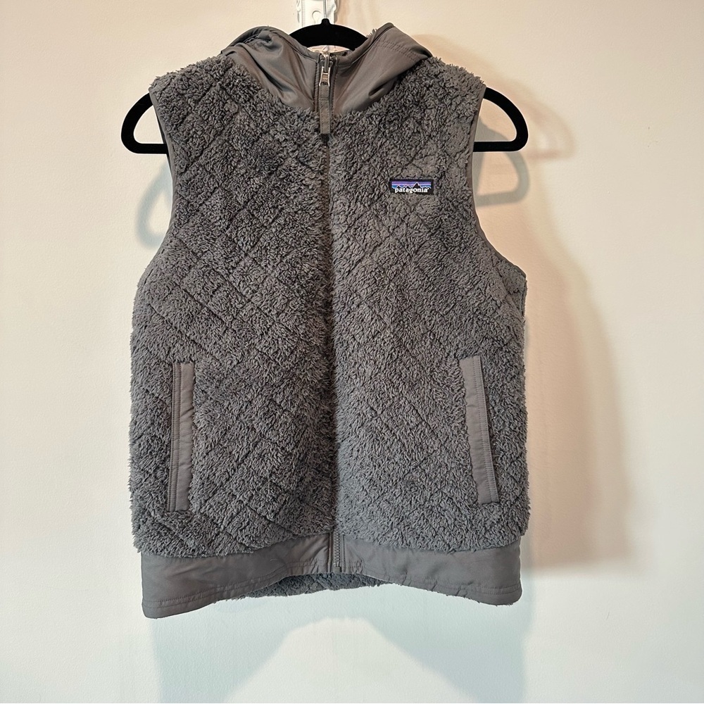 Patagonia Women’s Los Gatos Hooded Fleece Vest - Picture 2 of 8
